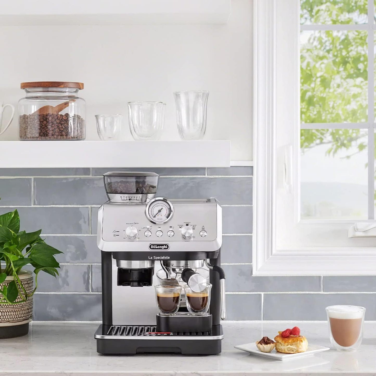 La Specialista Espresso Machine with Grinder