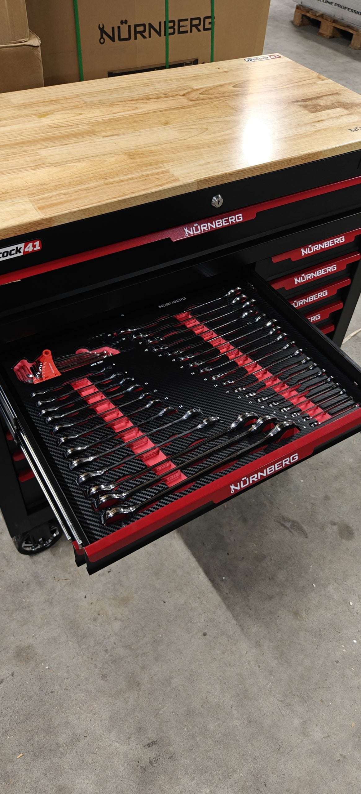 XXL Tool Trolley Jumbo Pro Nurnberg – 12 Drawers, 236 pieces