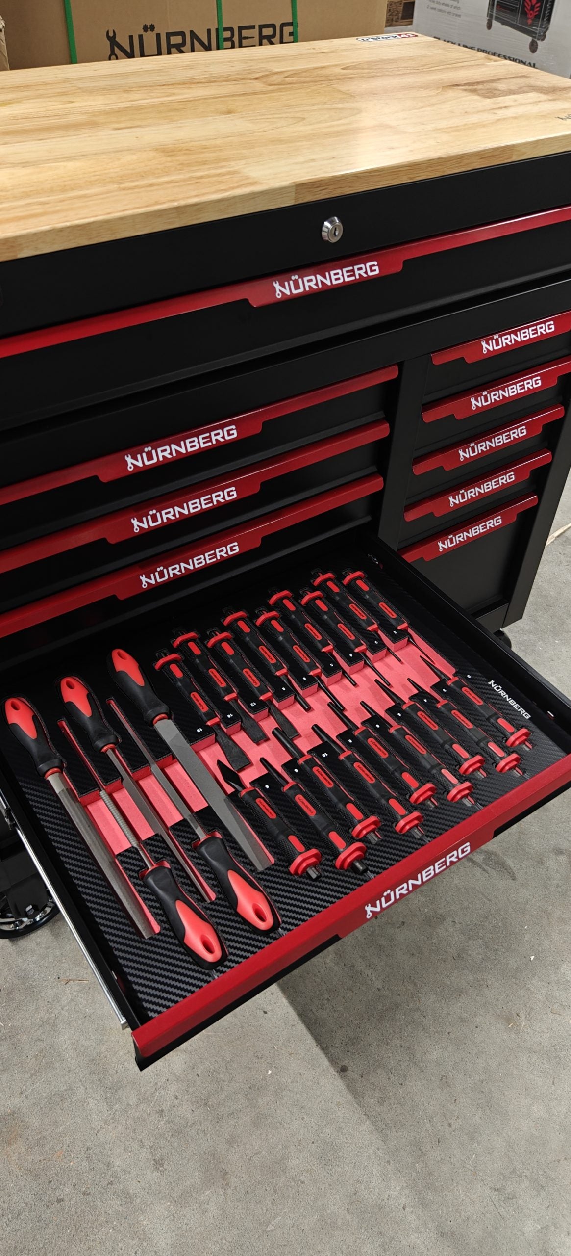 XXL Tool Trolley Jumbo Pro Nurnberg – 12 Drawers, 236 pieces