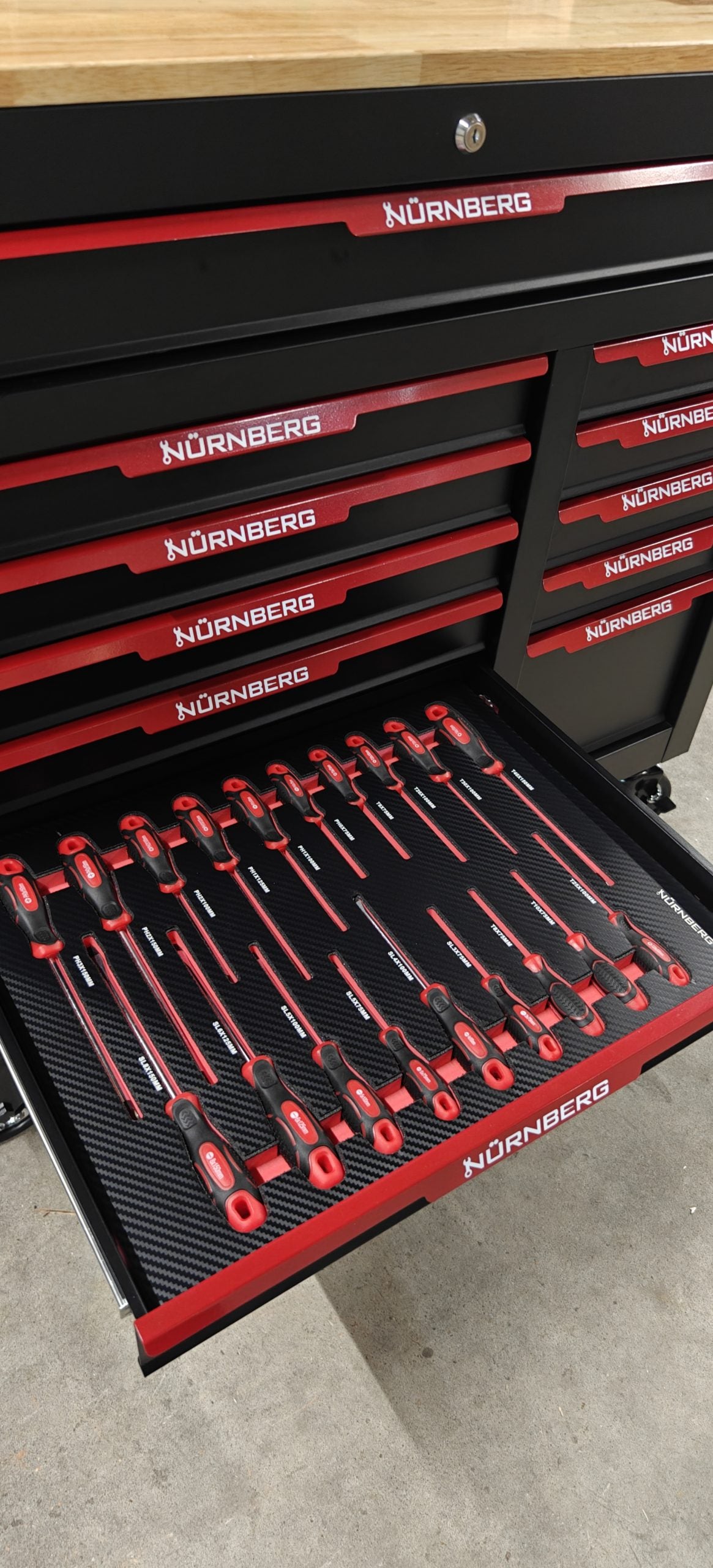 XXL Tool Trolley Jumbo Pro Nurnberg – 12 Drawers, 236 pieces