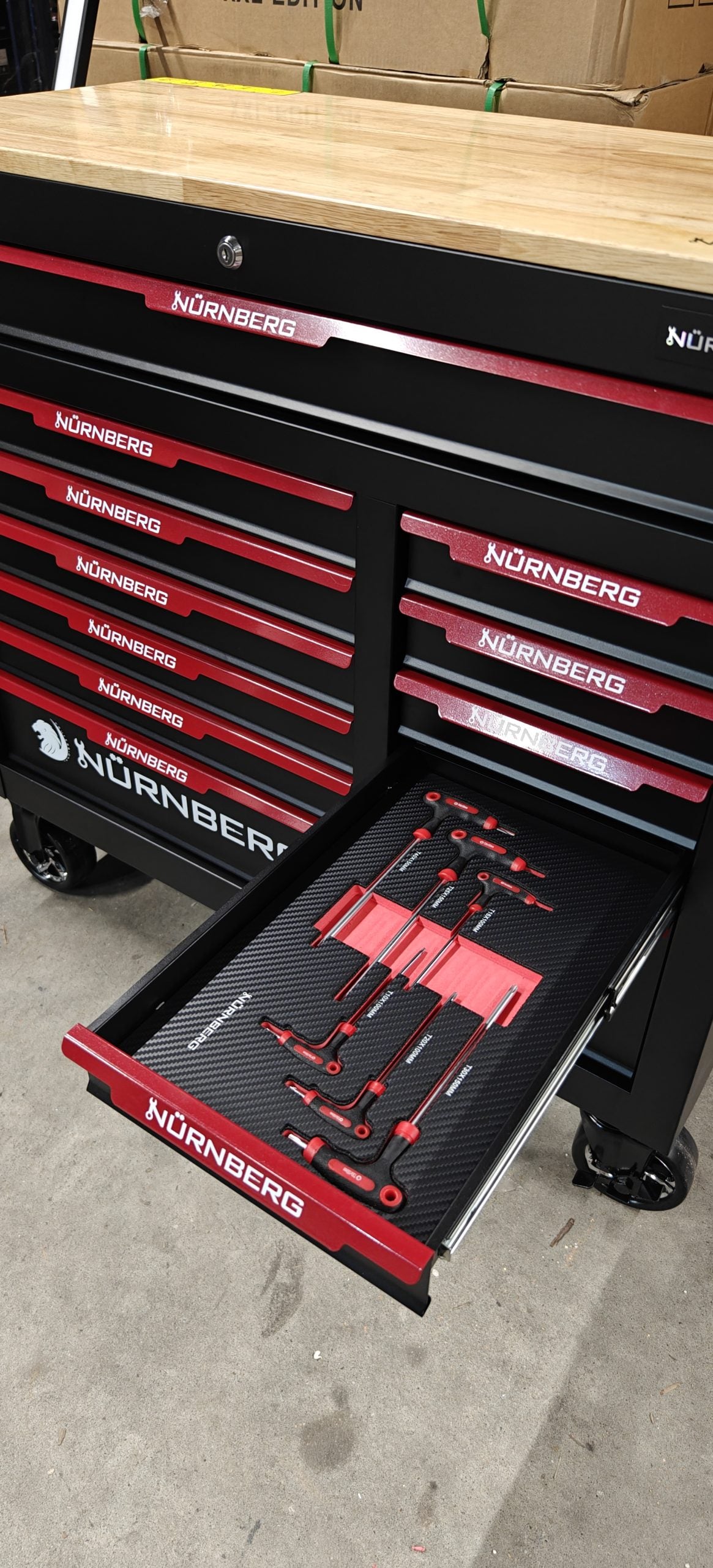 XXL Tool Trolley Jumbo Pro Nurnberg – 12 Drawers, 236 pieces